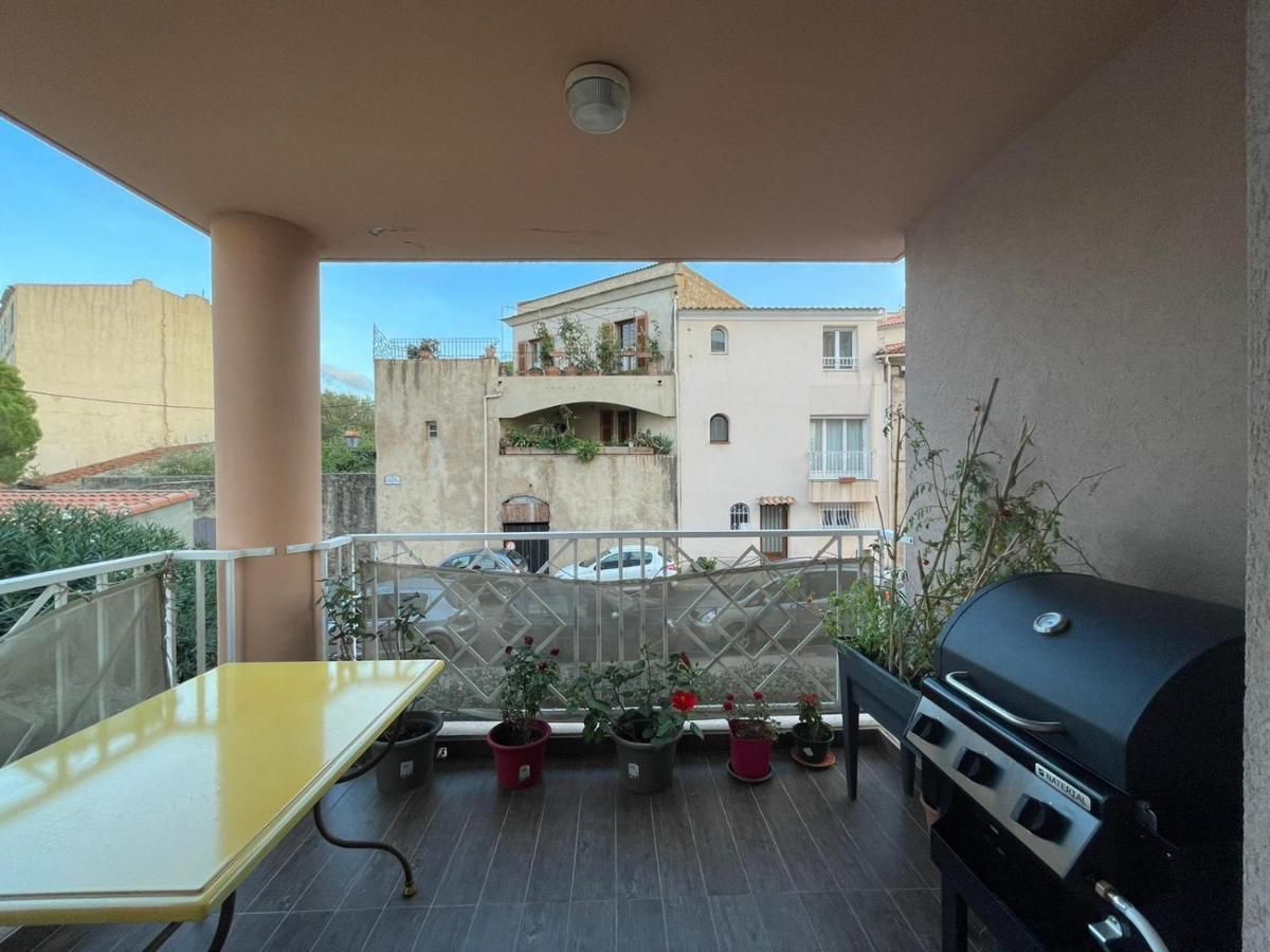 Appartement T4 très bien situé et climatisé LʼÎle-Rousse Extérieur photo