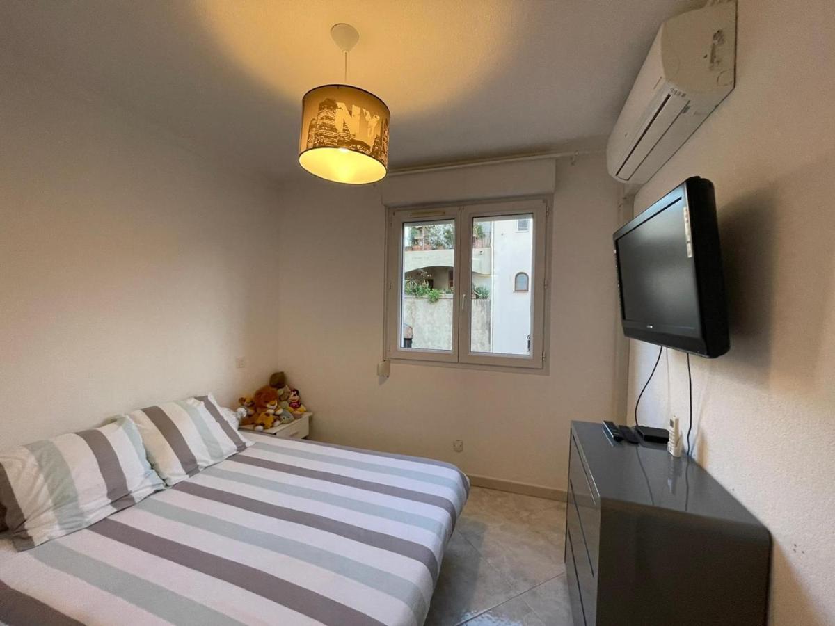 Appartement T4 très bien situé et climatisé LʼÎle-Rousse Extérieur photo