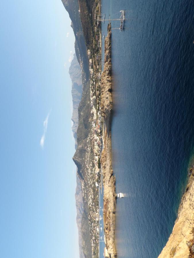 Appartement T4 très bien situé et climatisé LʼÎle-Rousse Extérieur photo
