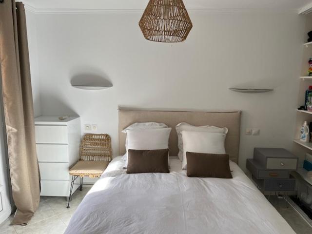 Appartement T4 très bien situé et climatisé LʼÎle-Rousse Extérieur photo